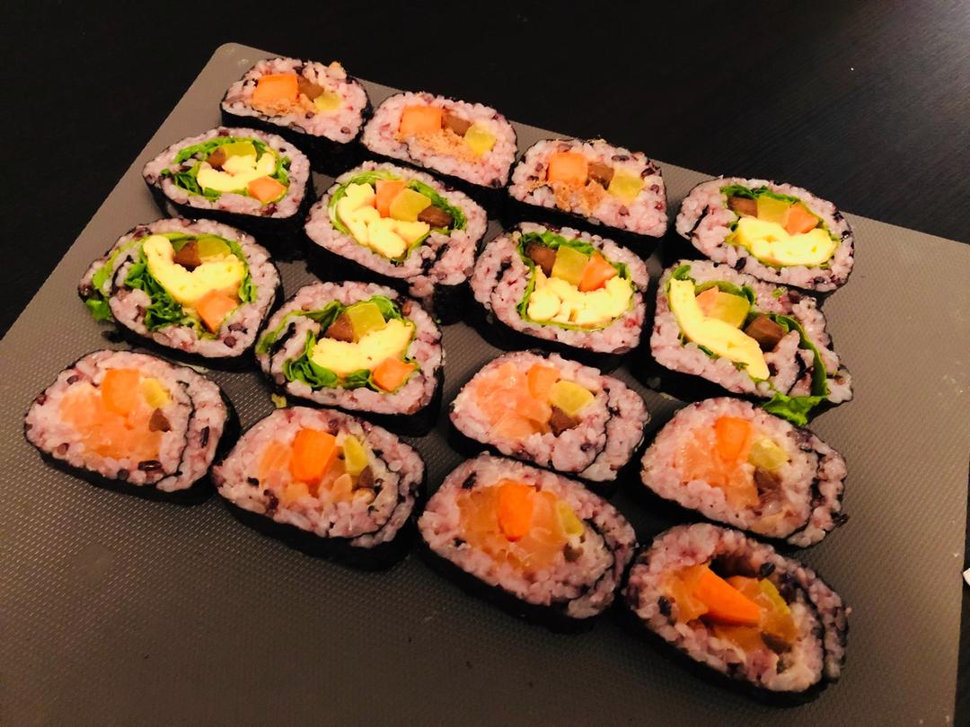 紫菜卷寿司