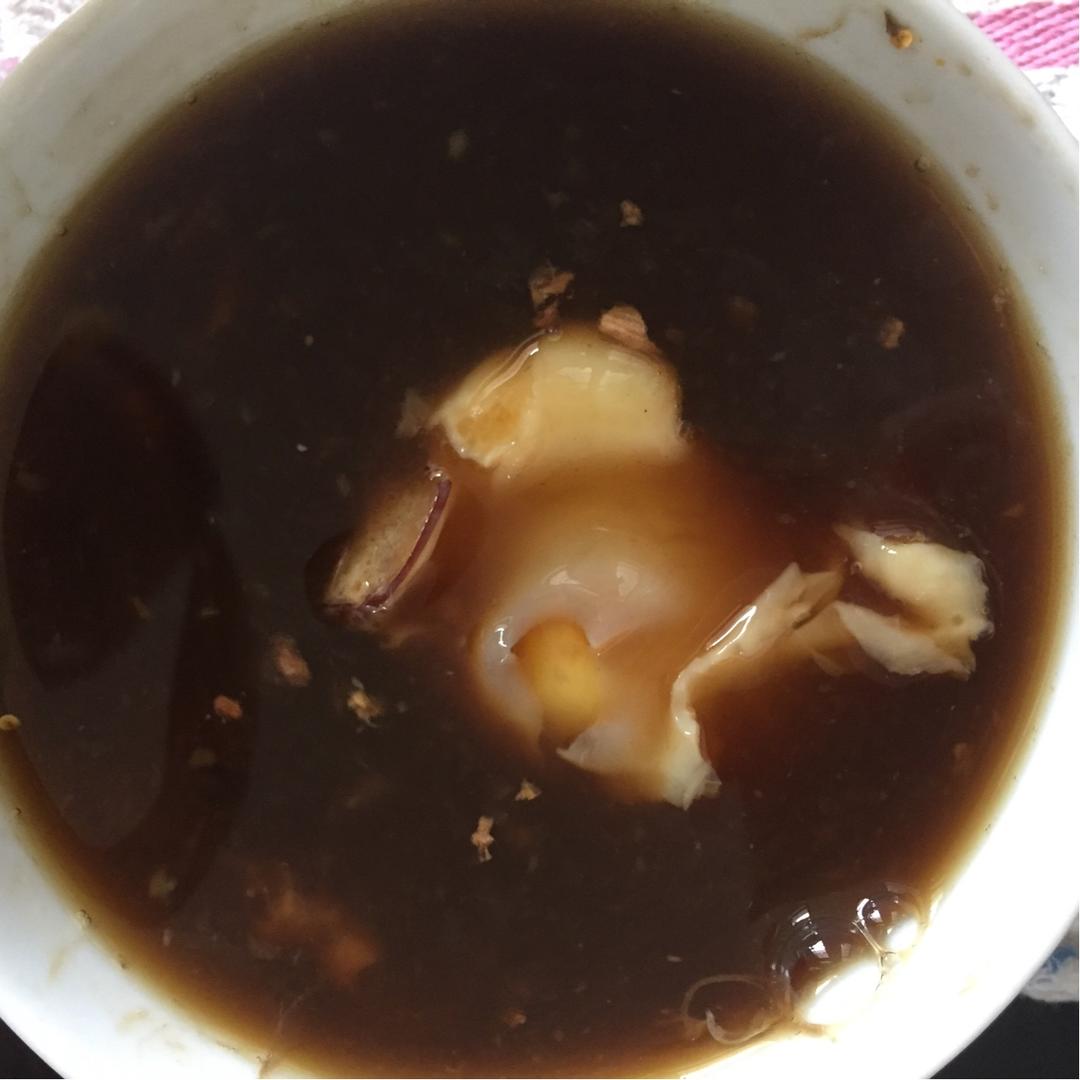 春夏季温补红糖红枣枸杞炖鸡蛋