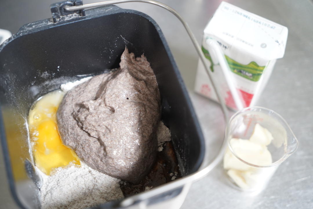 纯奶手撕吐司的做法 步骤1