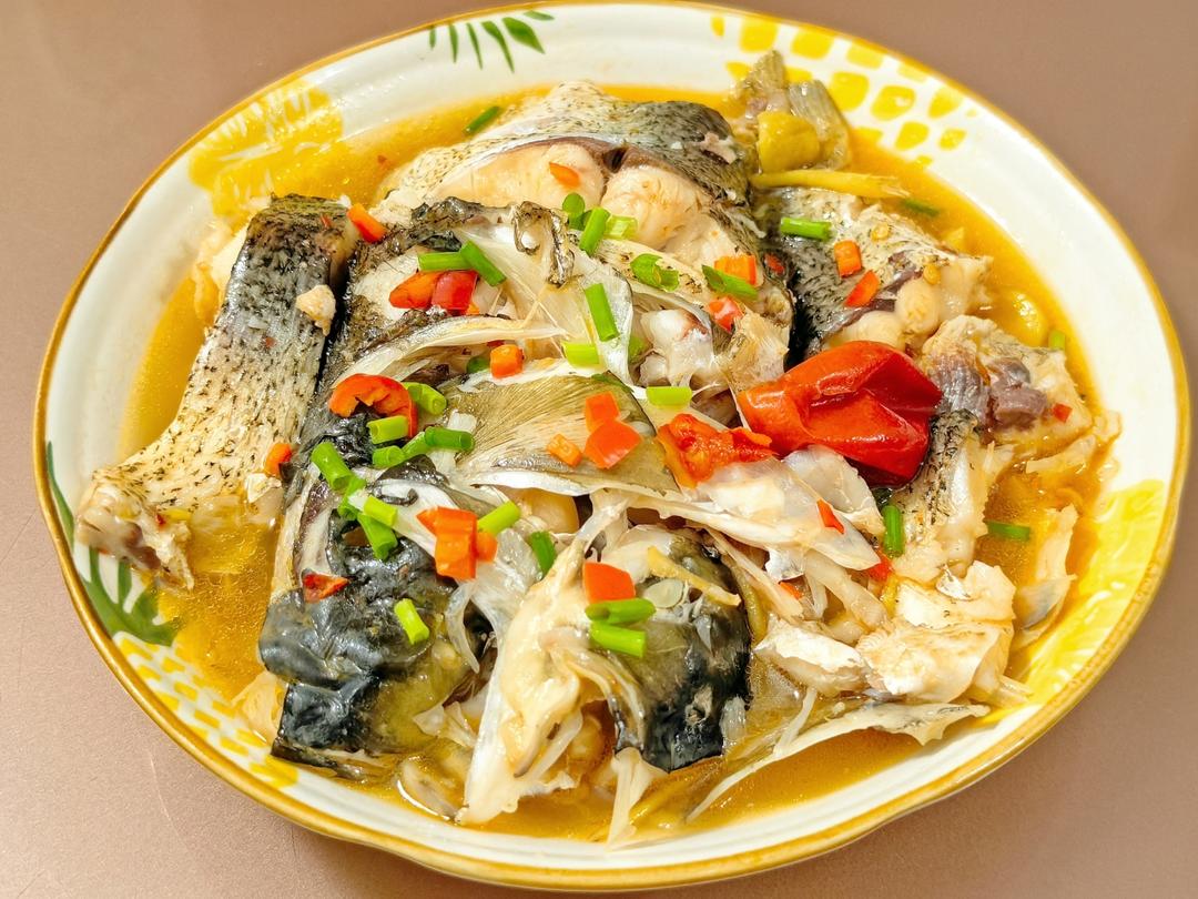 剁椒鱼头(高压锅)的做法