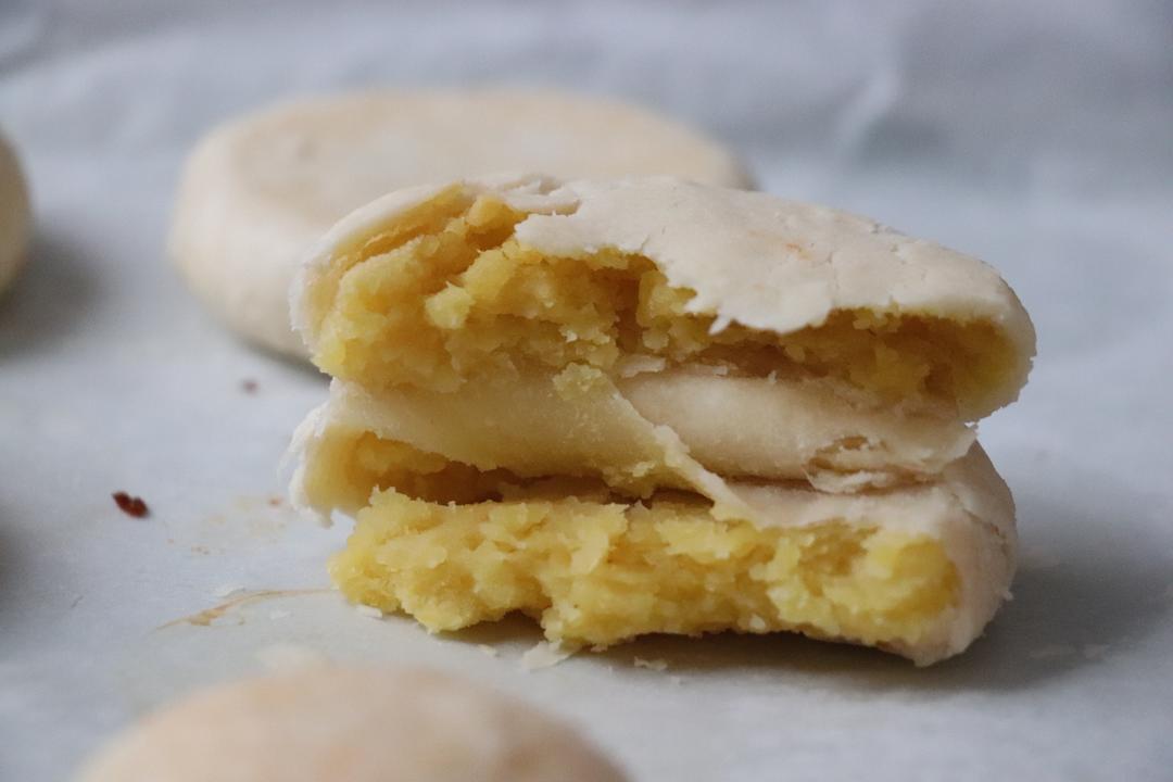 酥掉渣的绿豆饼