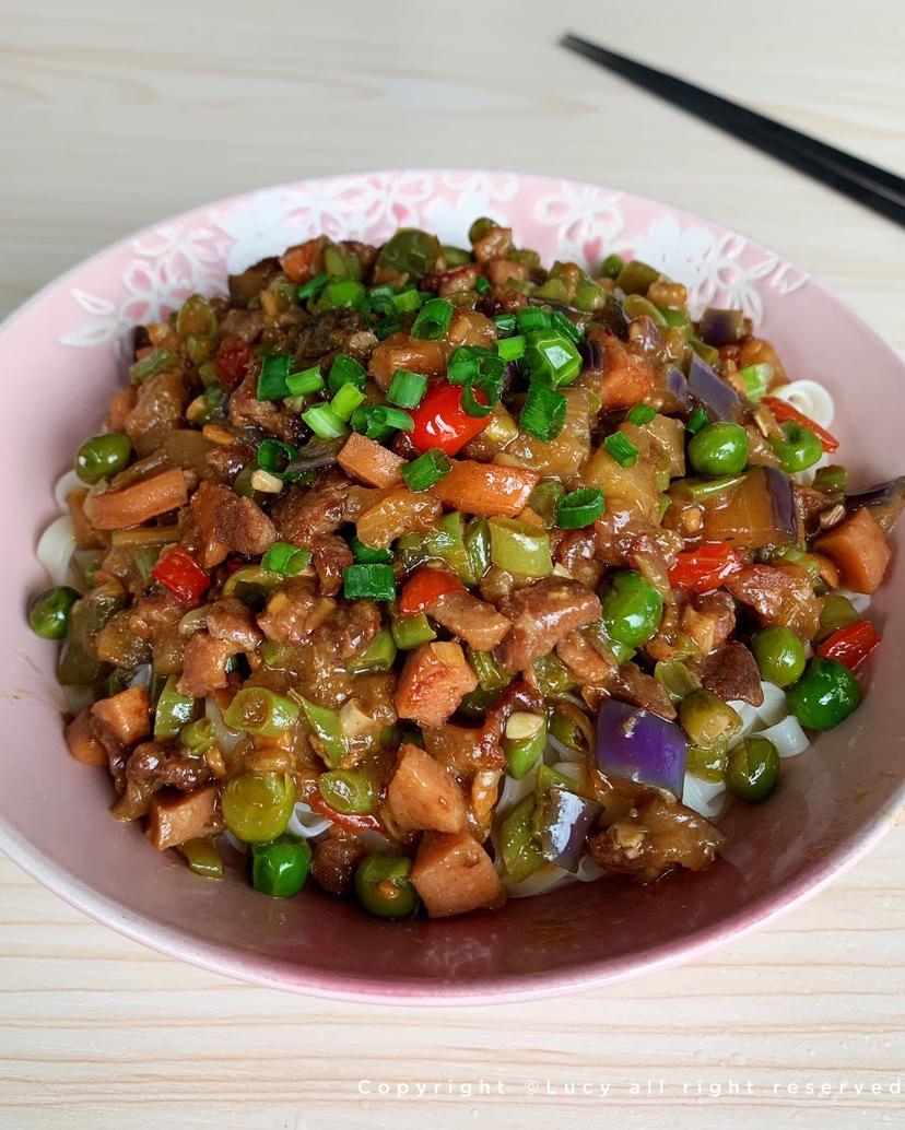 好吃起来我自己都害怕的豆角茄子打卤面