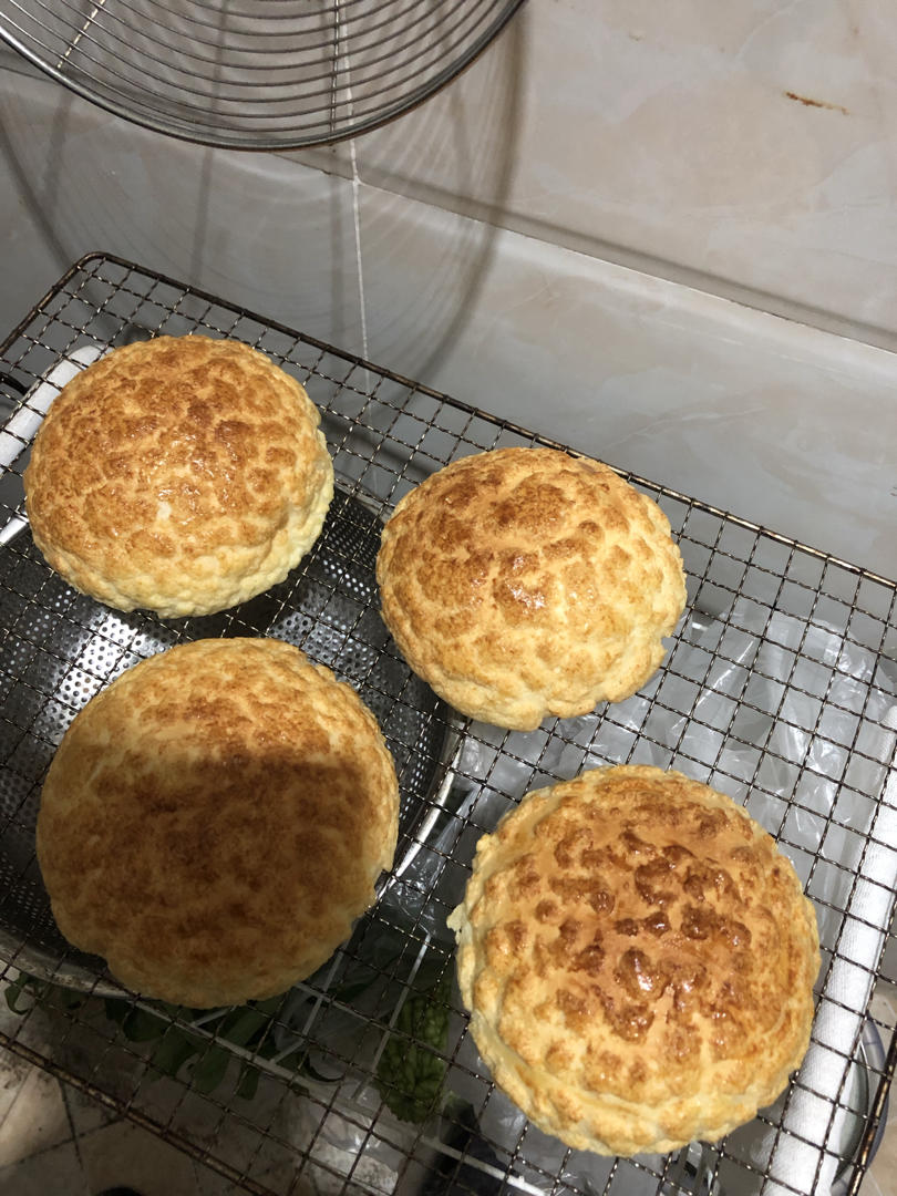 《Tinrry+》菠萝包（手揉教程）（帅帅小厨）