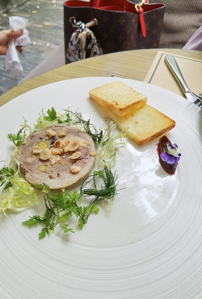 外食