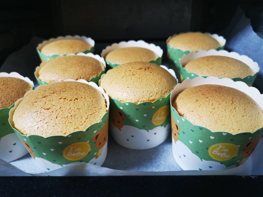 纸杯蛋糕 8寸戚风蛋糕的量