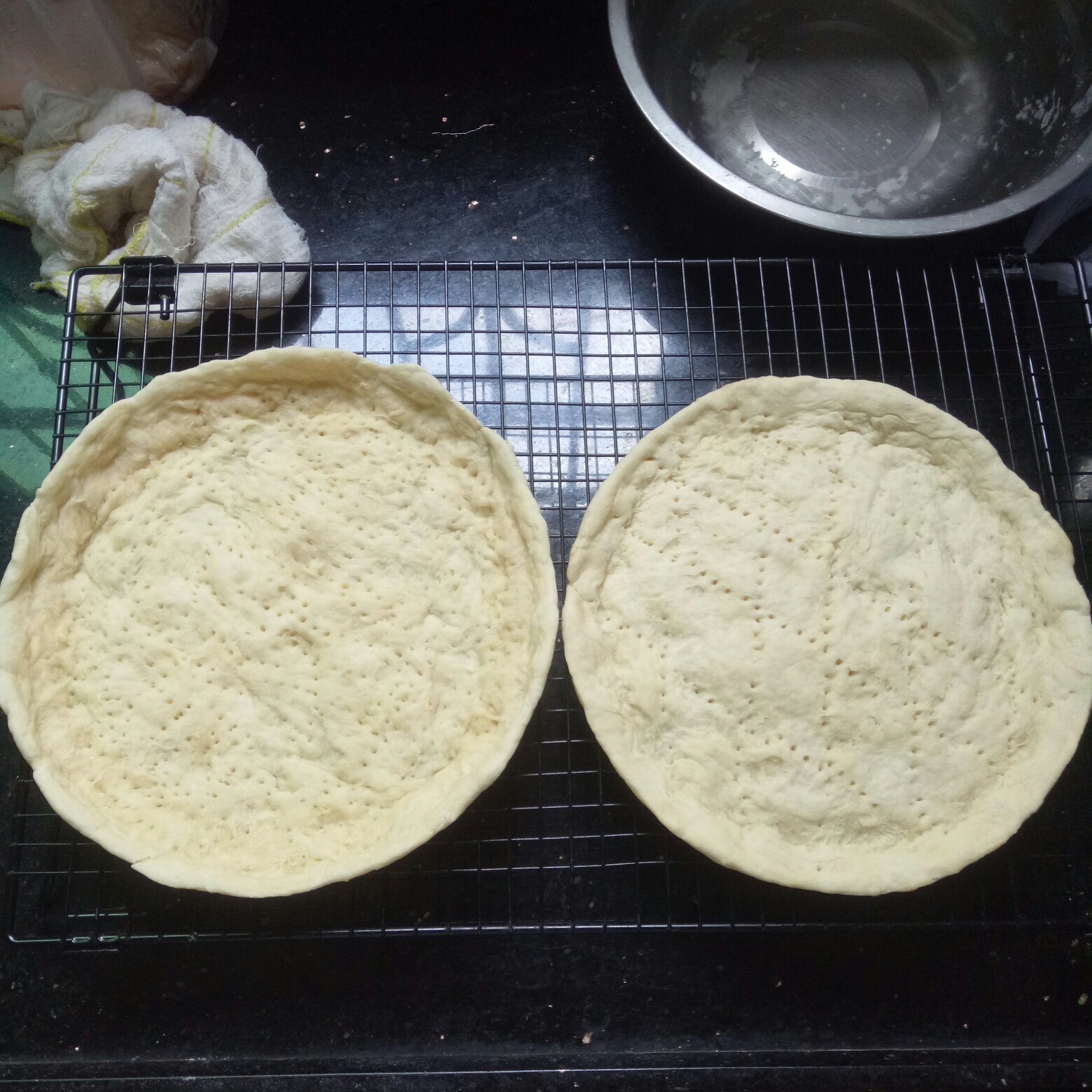 八寸披萨饼皮（四个）制作