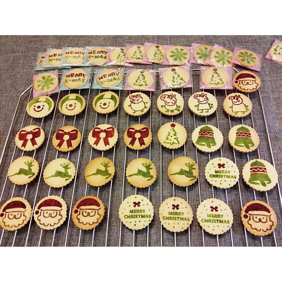 圣诞节喷花饼干