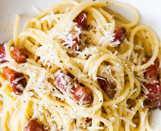 Spaghetti Pasta Carbonara 蛋黄培根意面的做法
