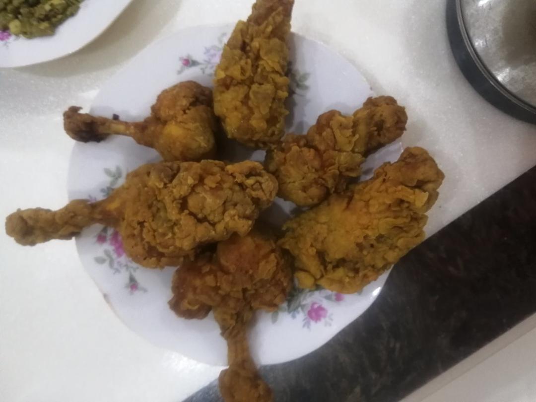 肯德基 炸鸡翅 炸鸡腿🍗好吃好吃了😋
