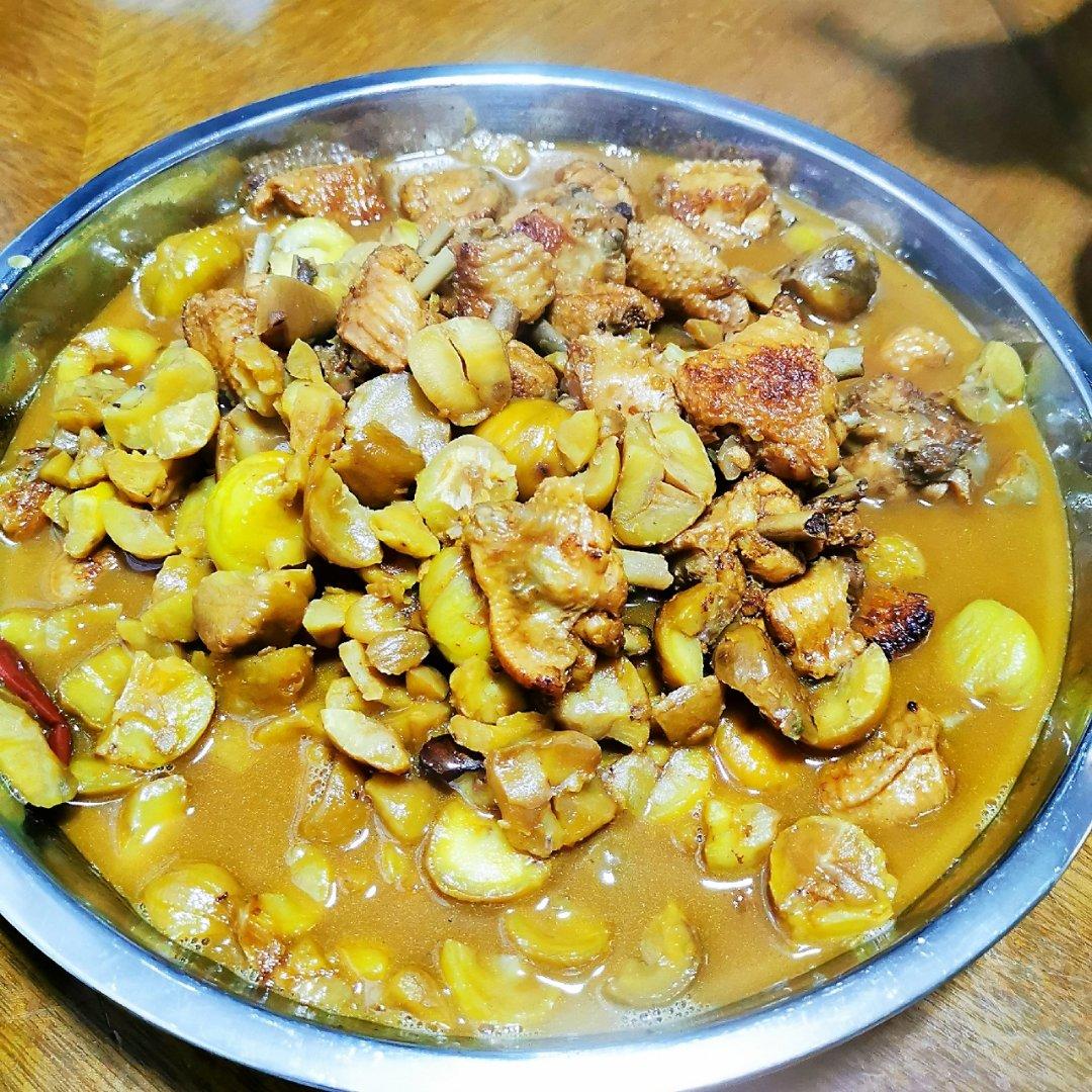香菇板栗炖鸡翅