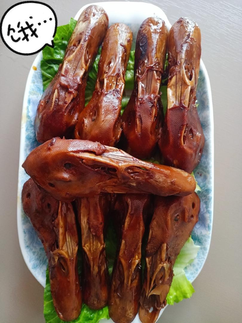 今日小厨房～秘制香卤鸭头的做法