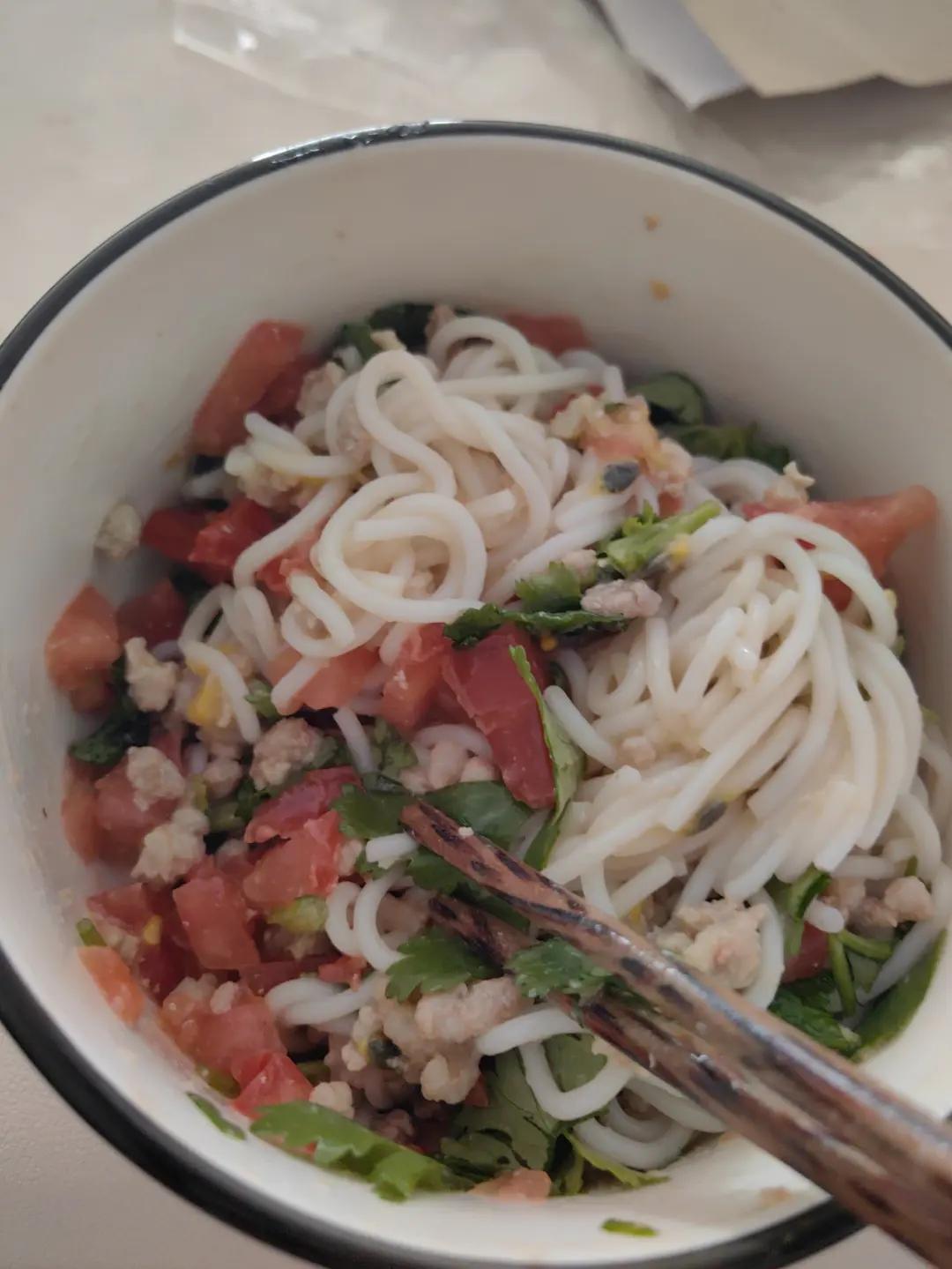 百香果米线🍜焦糖柠檬美式🧊清爽夏日组合