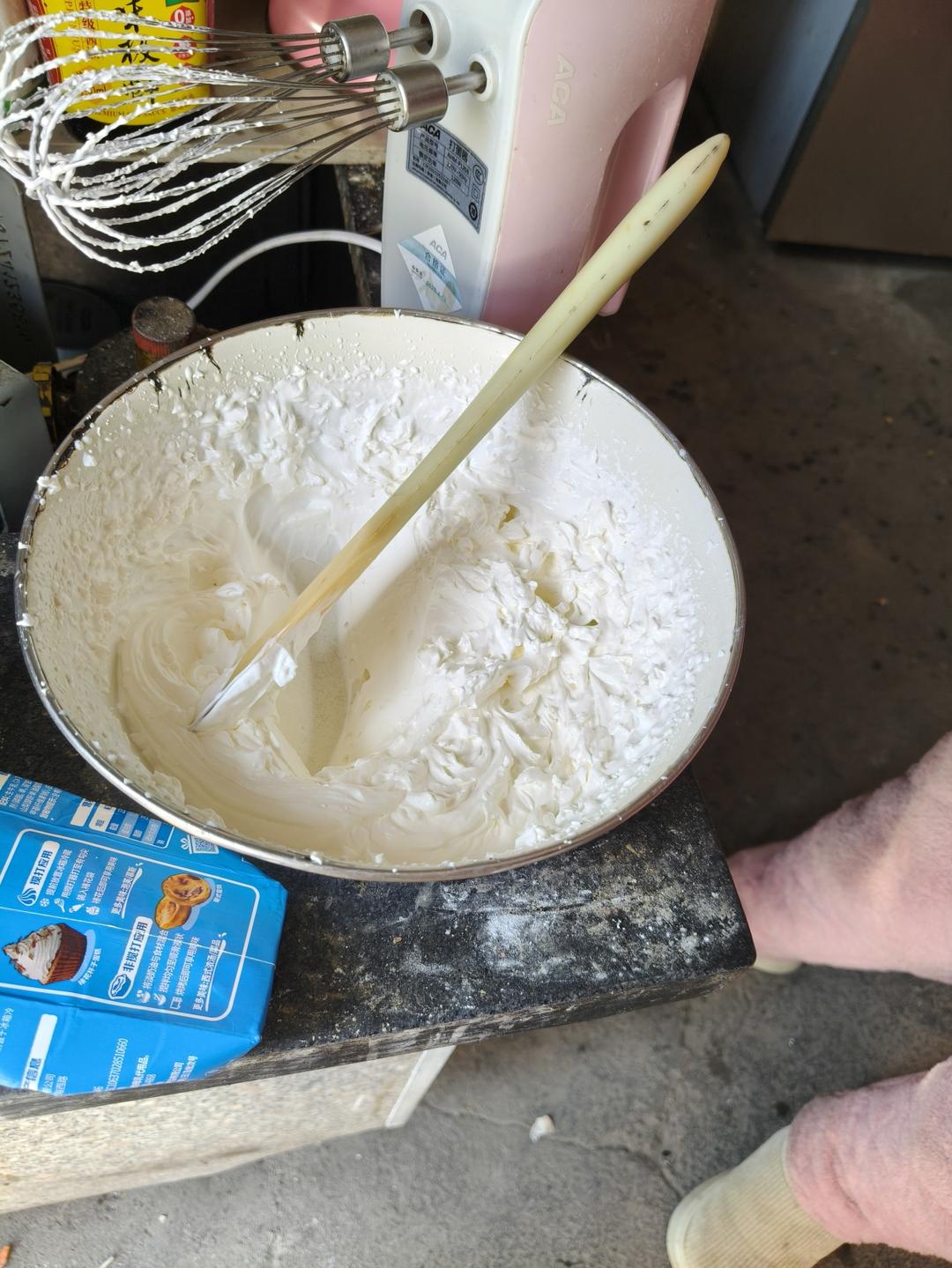 6寸草莓奶油蛋糕