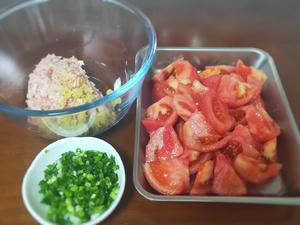 番茄丸子汤的做法 步骤1