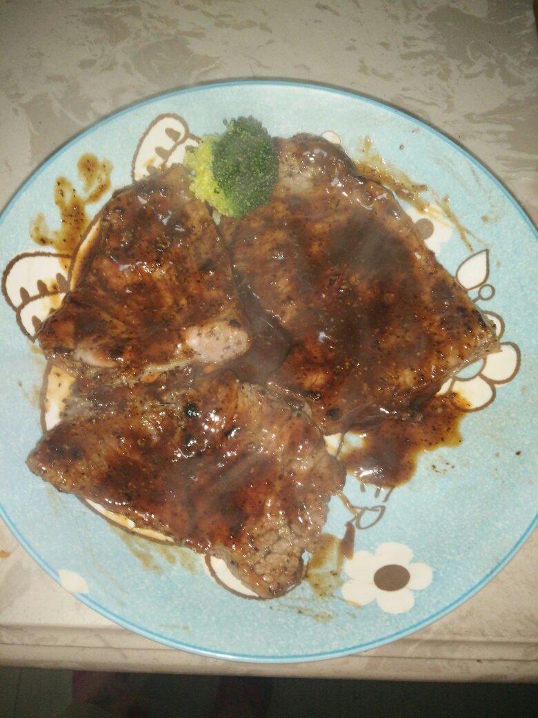 黑椒牛排