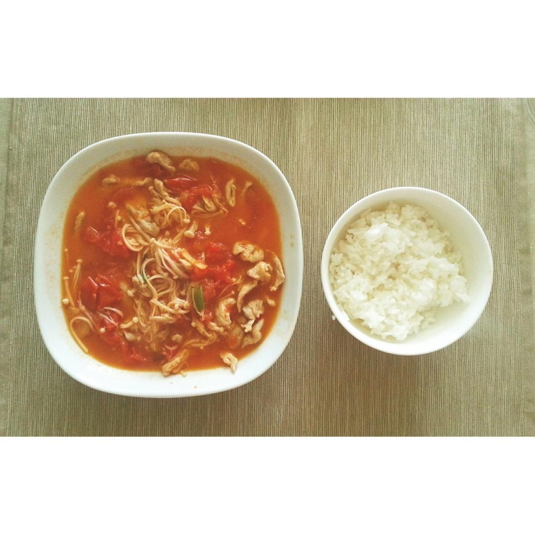 金针菇肥牛番茄锅