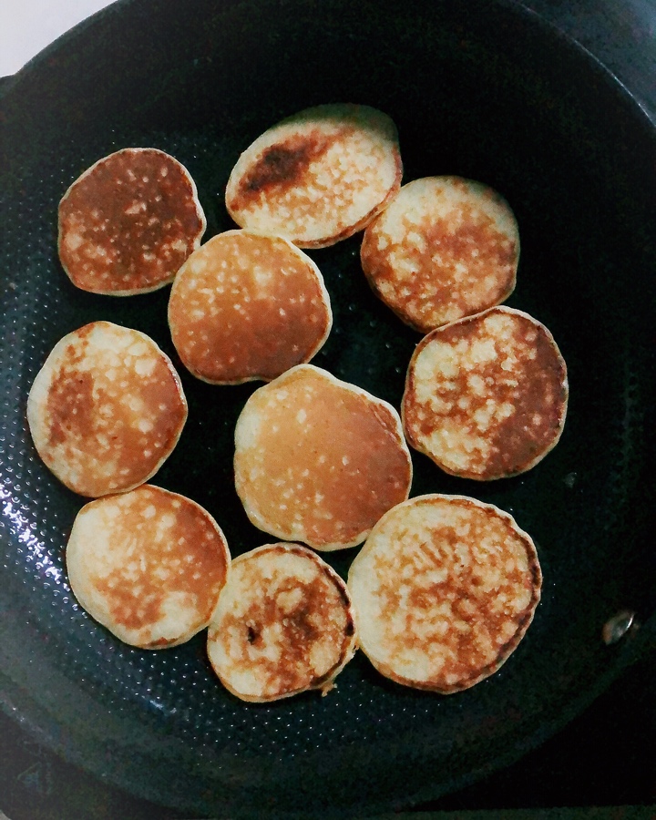 苹果松饼（一岁以上宝宝食用）