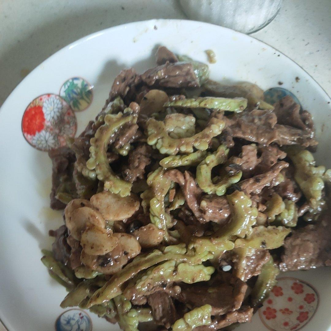 凉瓜炒牛肉