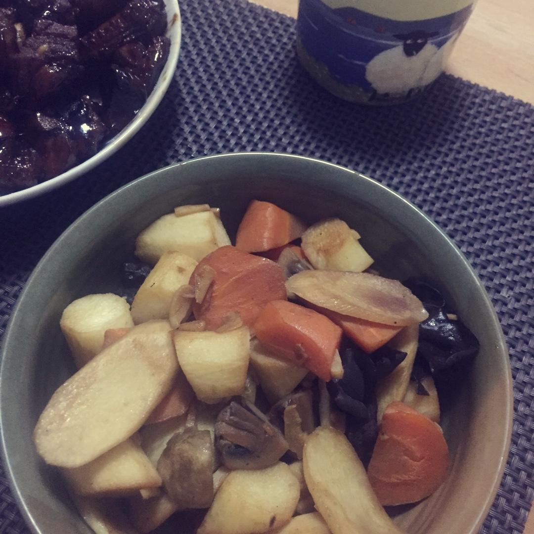 油焖茭白