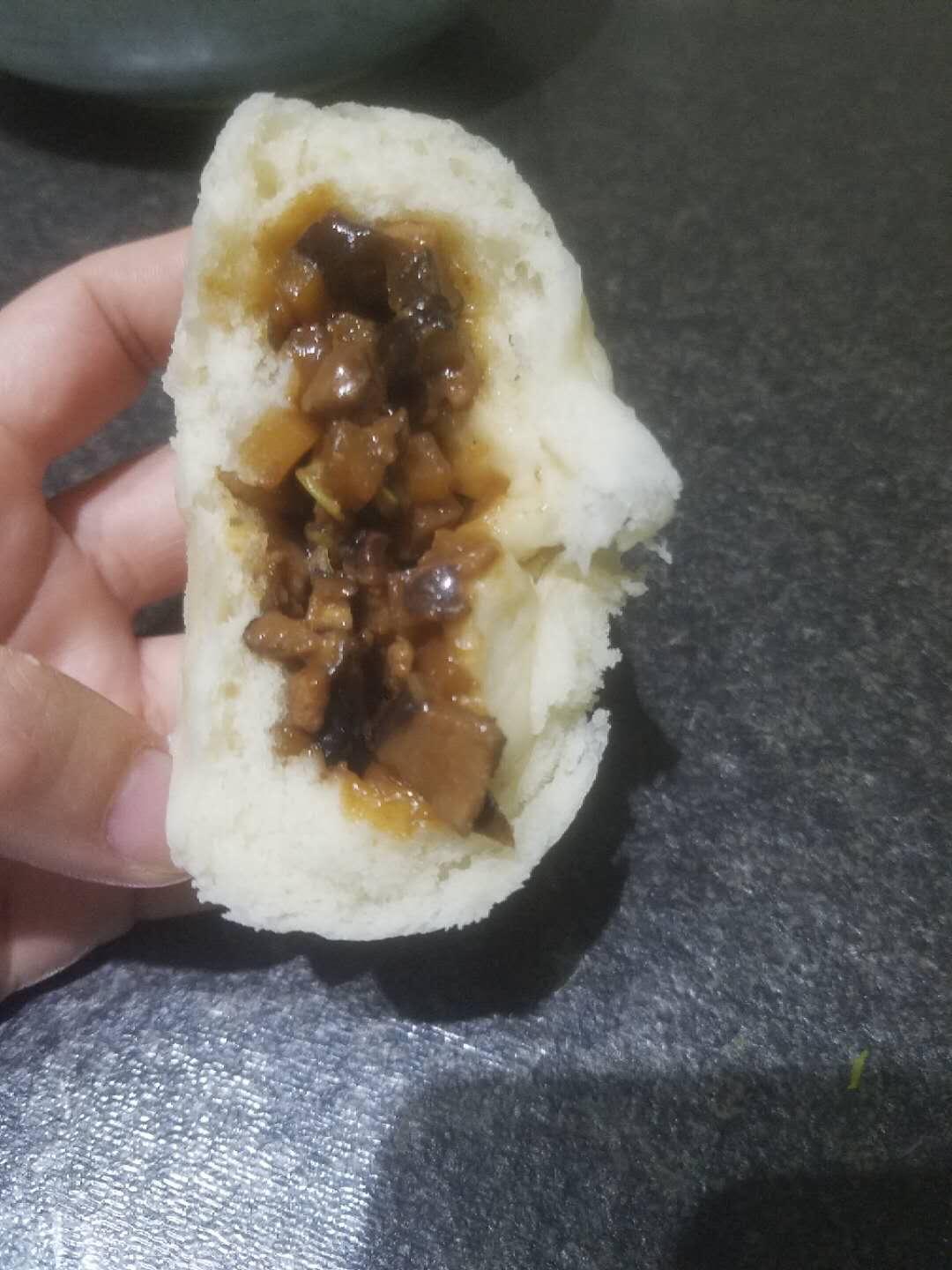 香菇土豆酱肉包