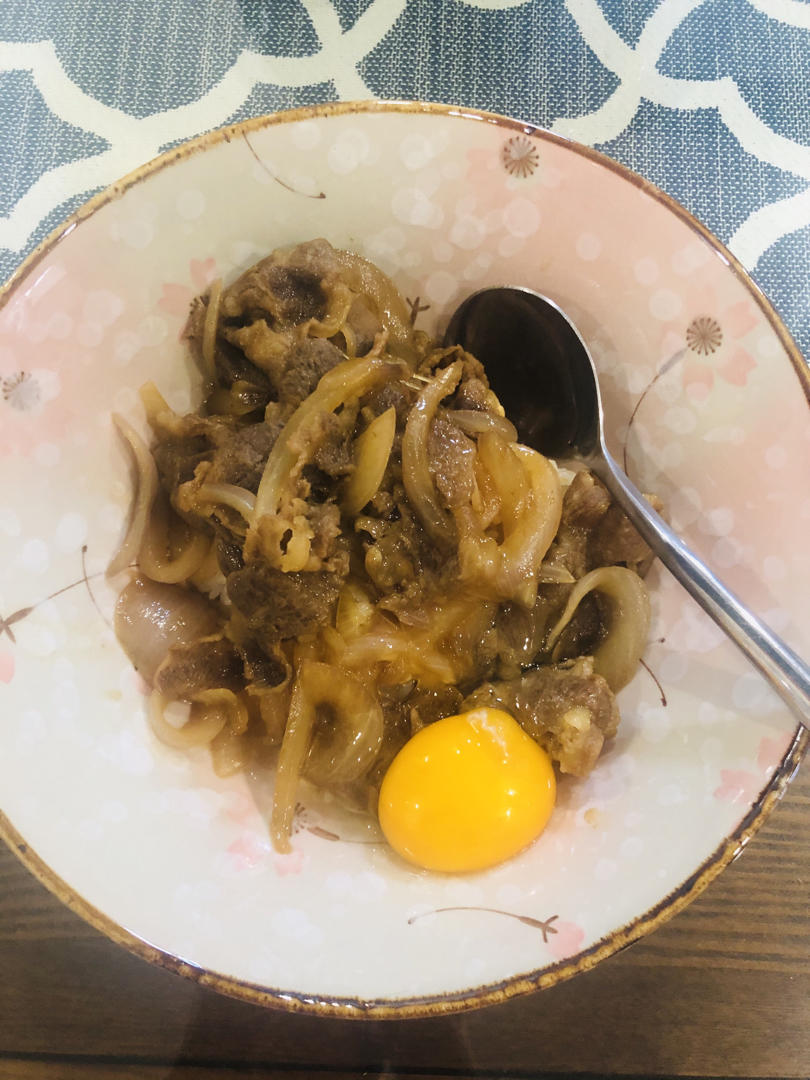 液态小熊 | 牛丼 | 野生吉野家の日式牛肉饭