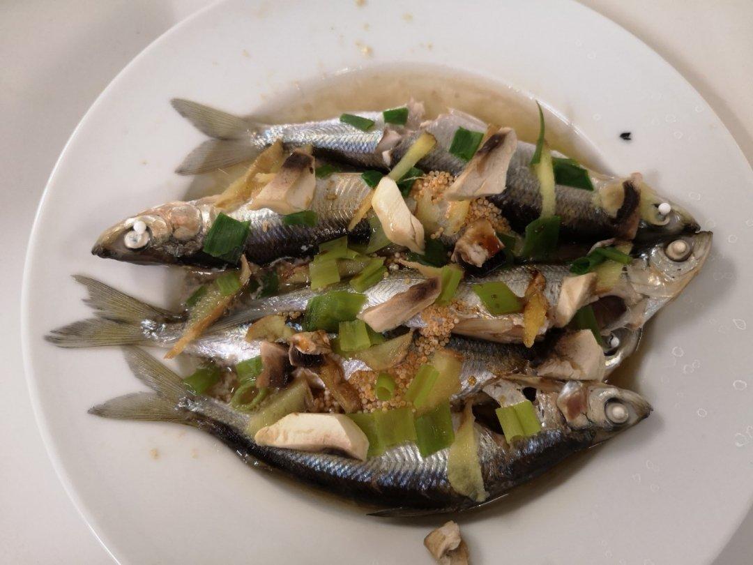 清蒸海鱼--酒店的做法