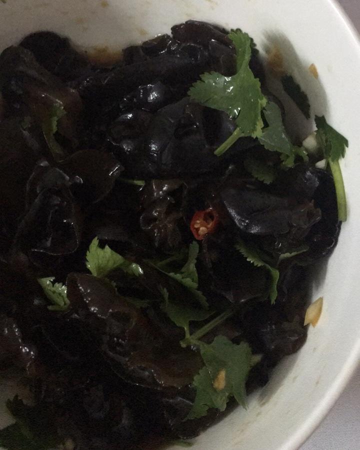 凉拌爽脆木耳