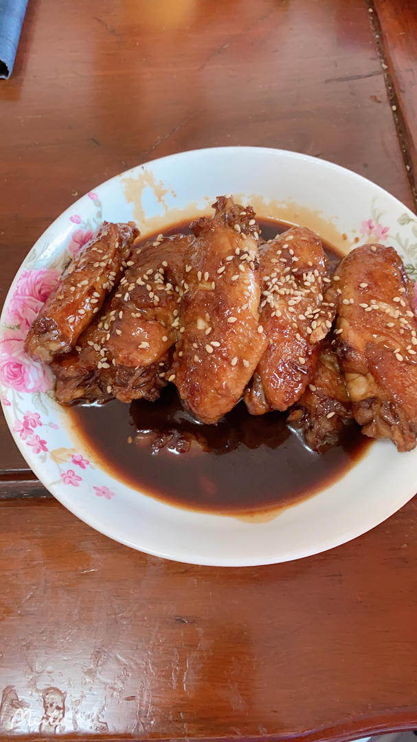 luo的日常生活做的可乐鸡翅中翅