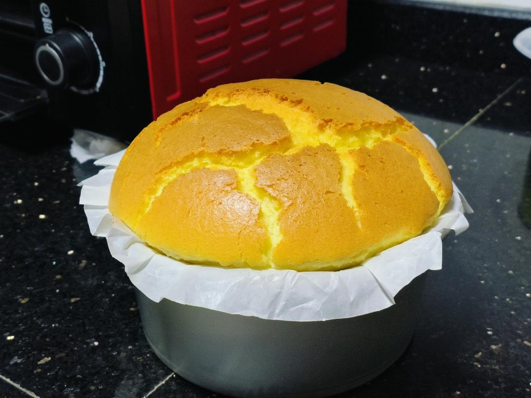 堪比柯基屁股
爆浆芝士🧀古早蛋糕