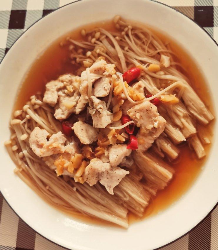 🔥🔥减脂餐❗️蒜蓉蒸鸡胸肉❗️低卡又鲜嫩多汁❗️