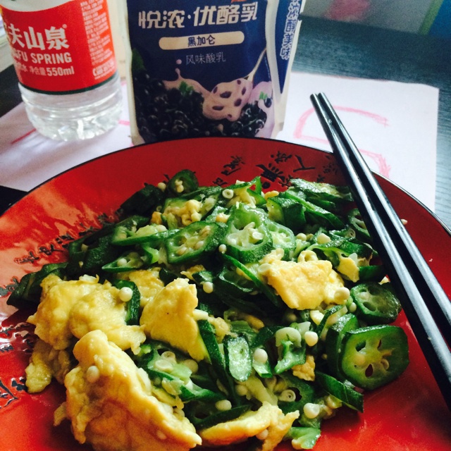秋葵炒鸡蛋