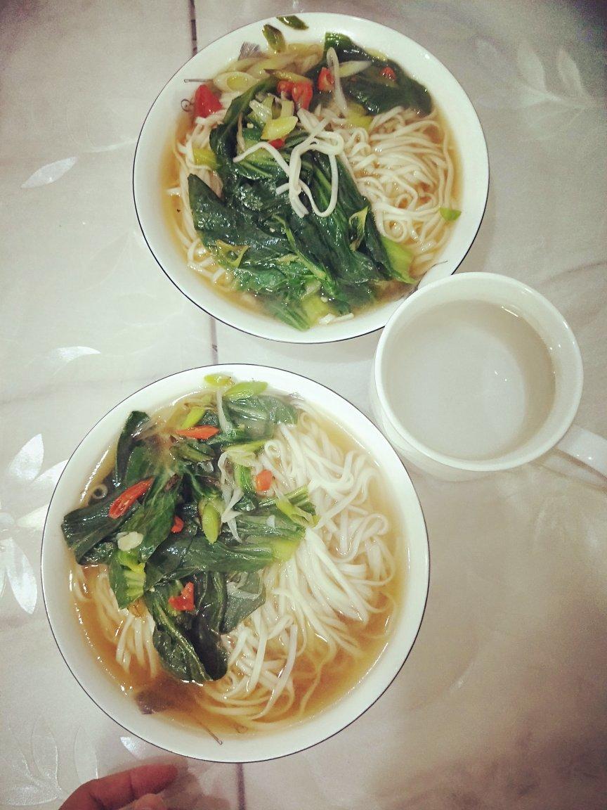 大玲子6627做的早餐面条