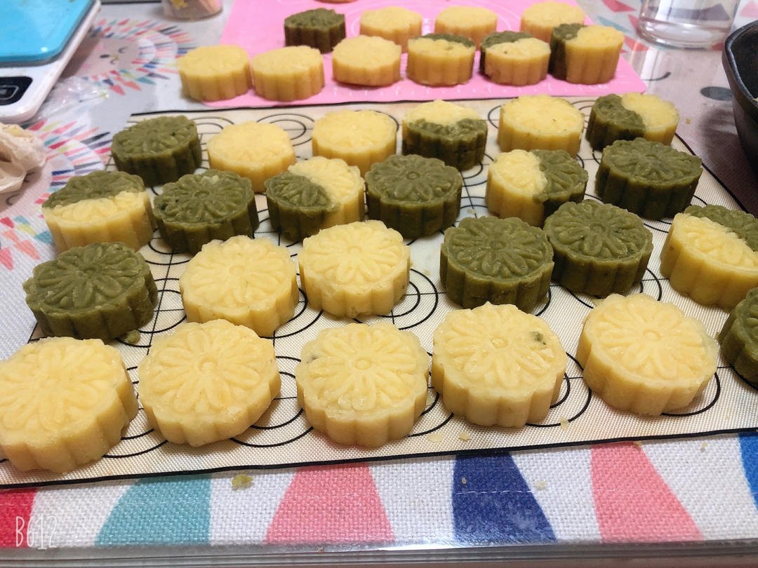 奶香绿豆糕（无豆腥味，超快手不麻烦）