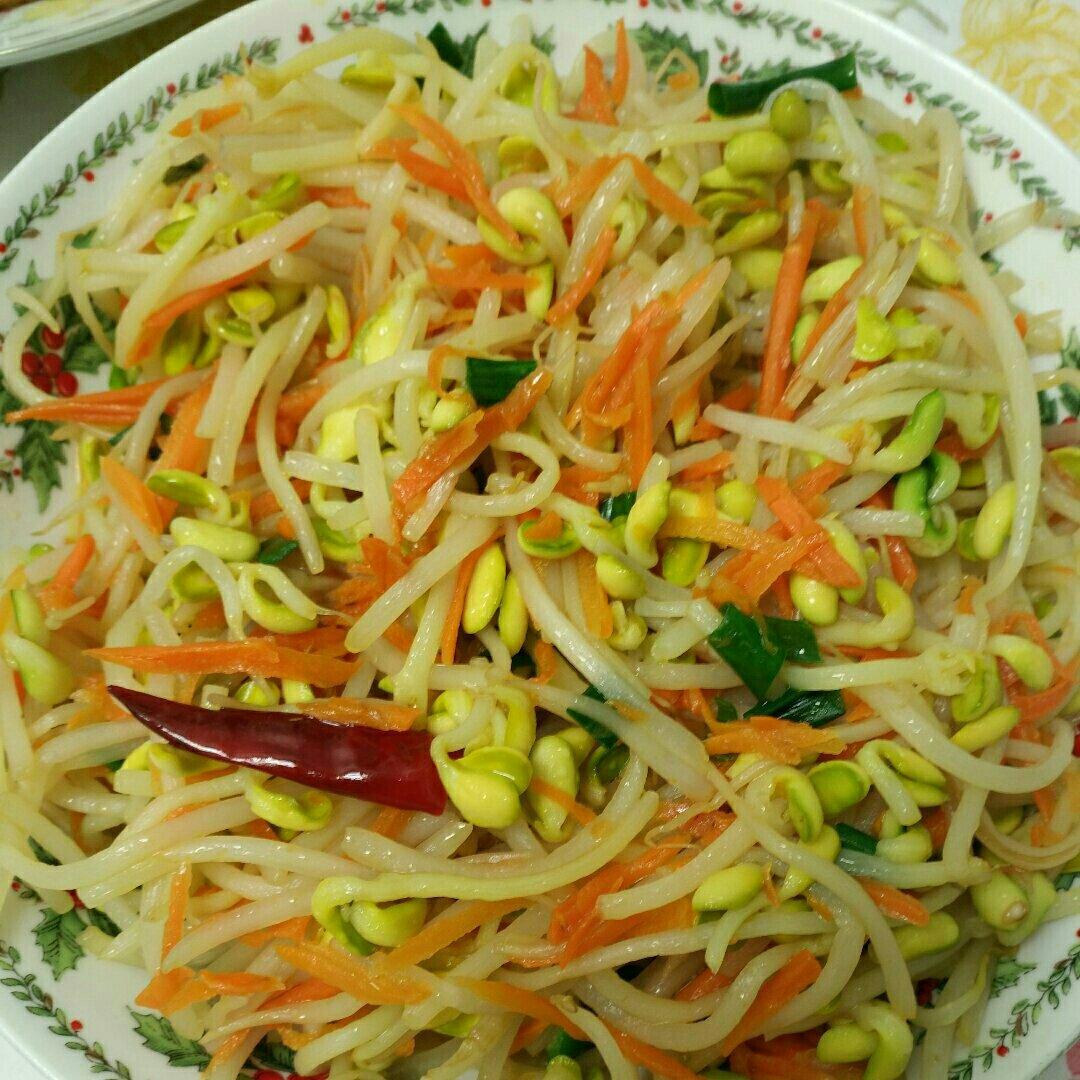 素炒黄豆芽和胡萝卜