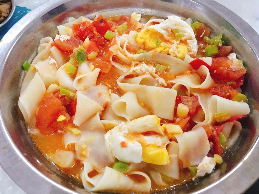 王子的额娘分享作品晚餐612017年6月10日番茄鸡蛋烩面,好吃!