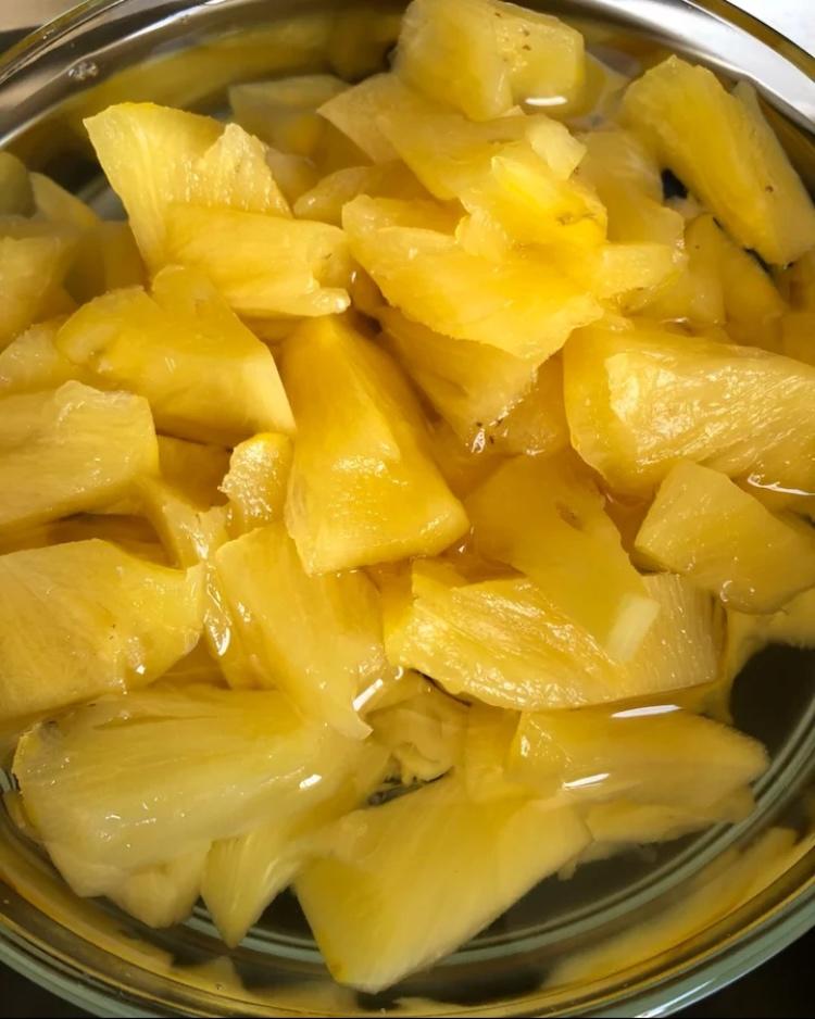 晴伊天做的菠萝罐头