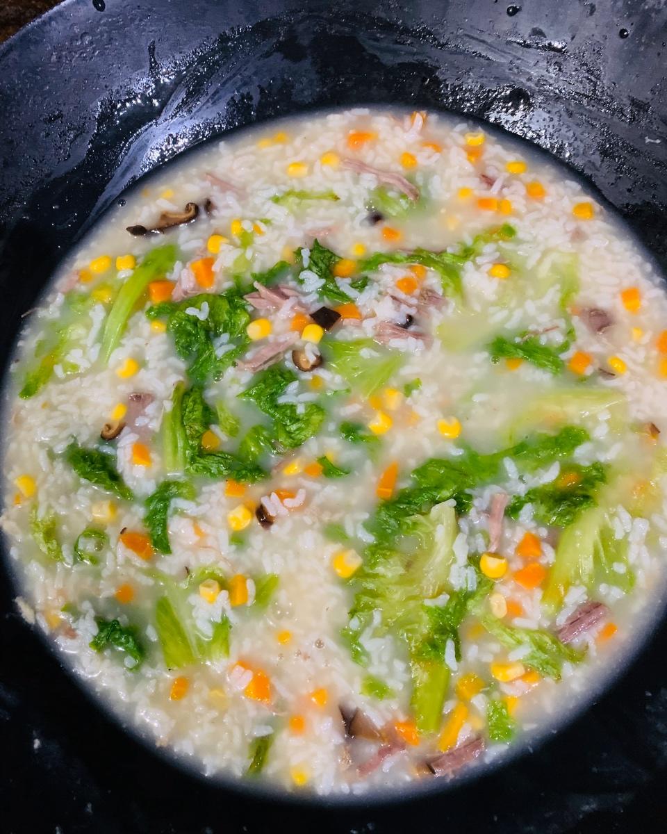 香菇菠菜牛肉粥