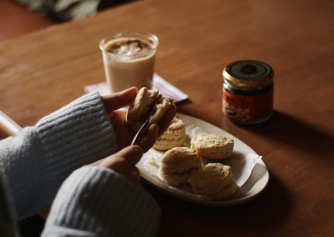 朴素的椰子油咸司康<Coconut Oil Biscuits>
