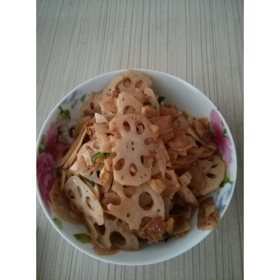 莲藕炒肉