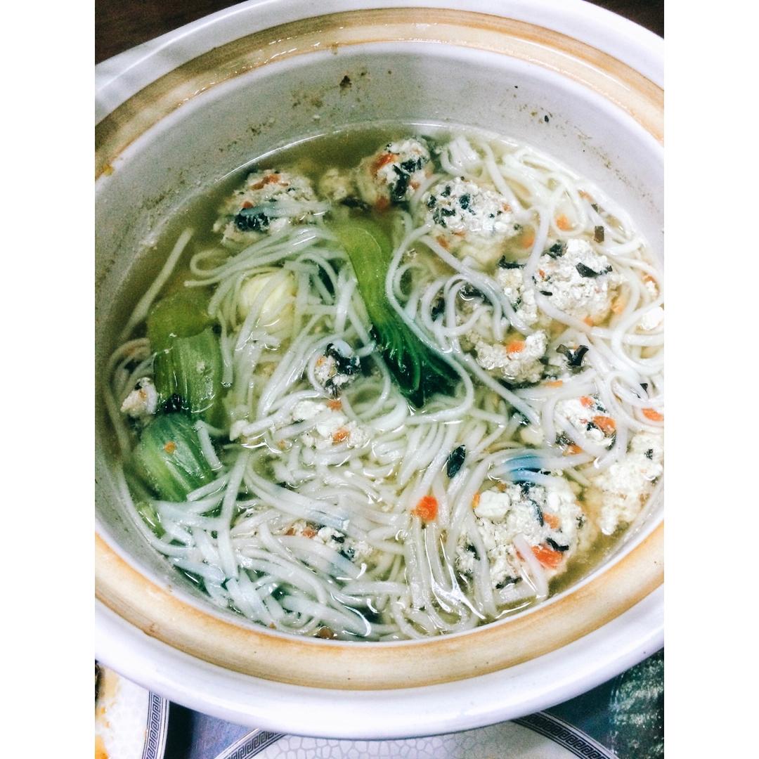 砂锅丸子