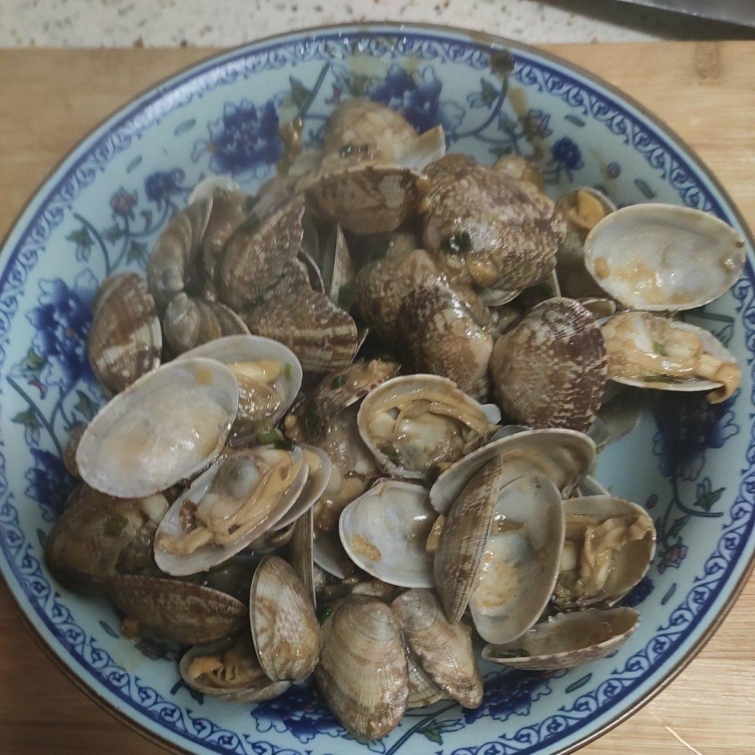 葱炒花蛤