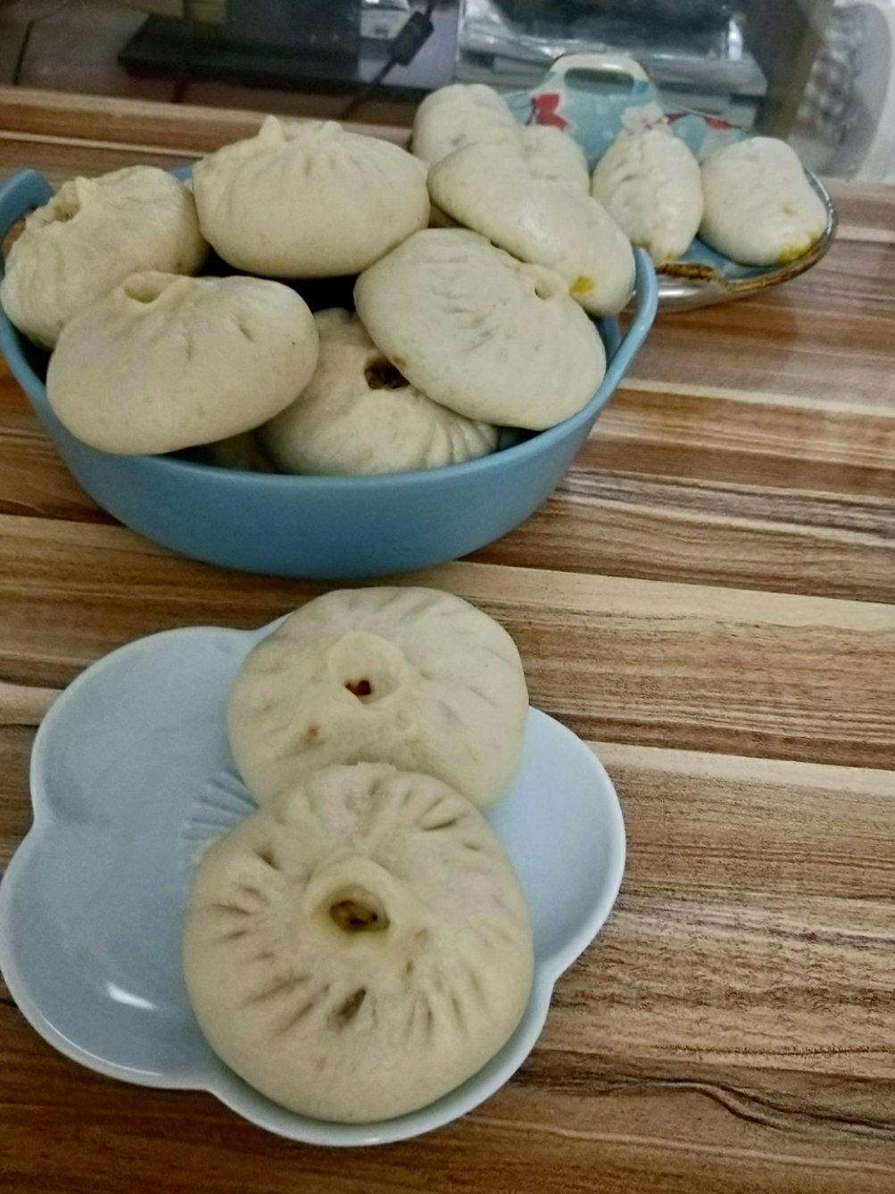 素包子【胡萝卜木耳鸡蛋粉丝】