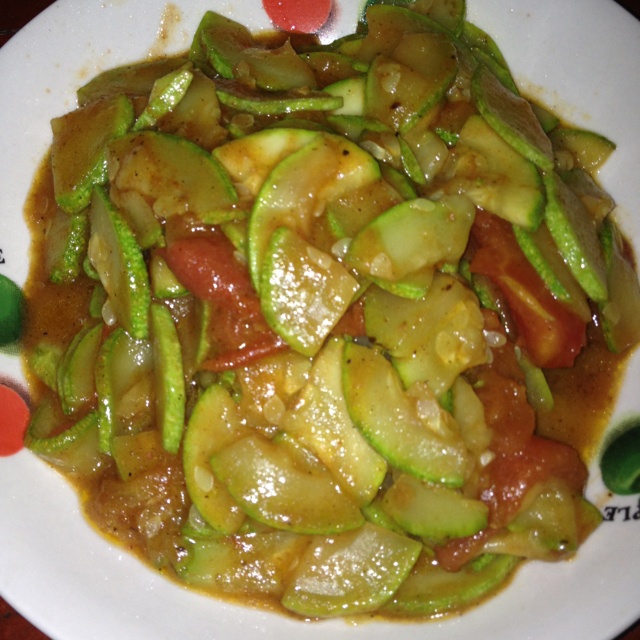 番茄炒西葫芦（已更新）( Stir-fried Tomato and Zucchini )