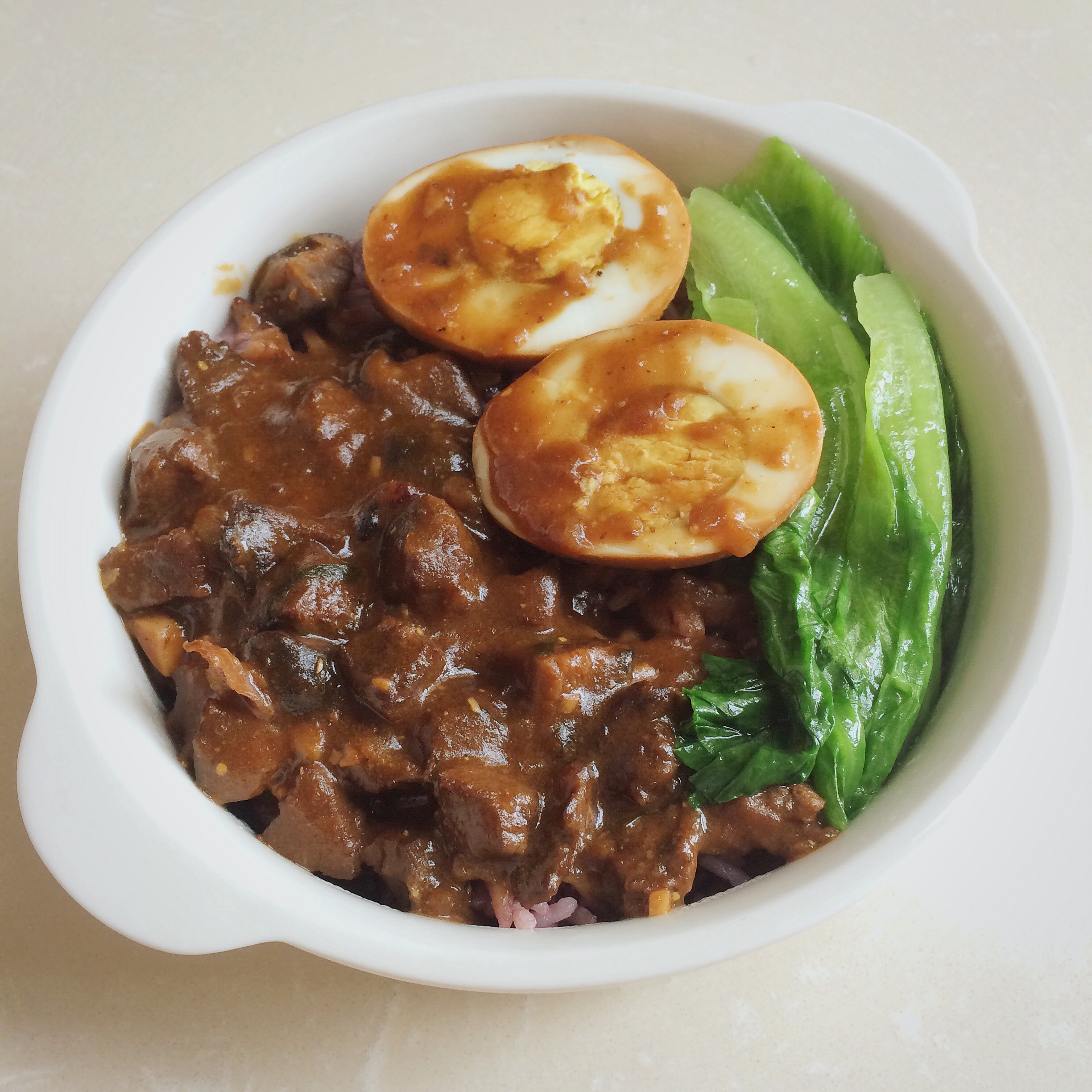 还是崔崔做的洋葱酥卤肉饭