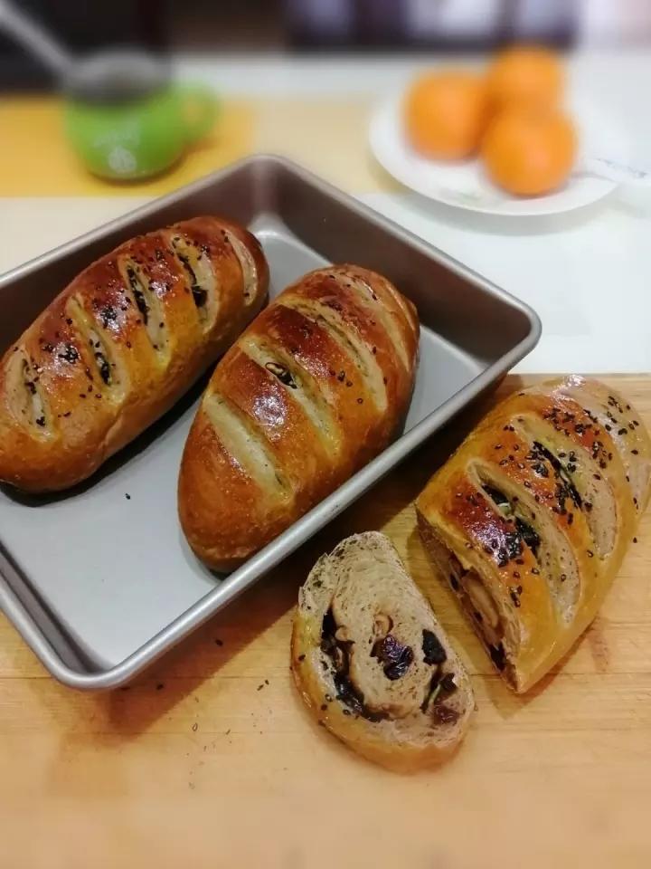 新疆果仁大列巴