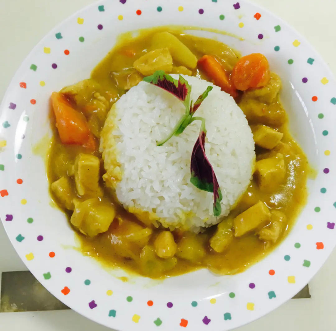 咖喱鸡丁饭