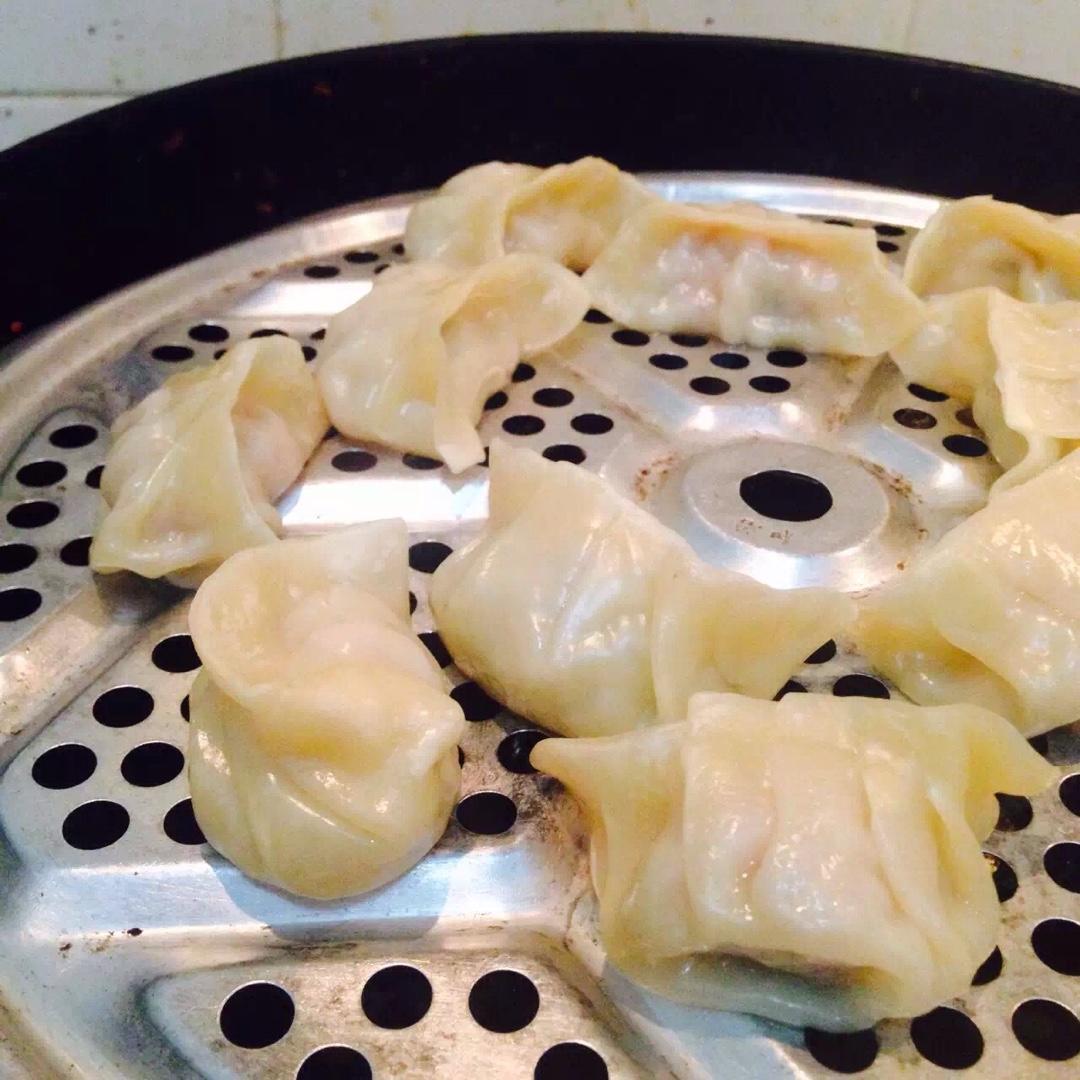猪肉大葱烫面蒸饺
