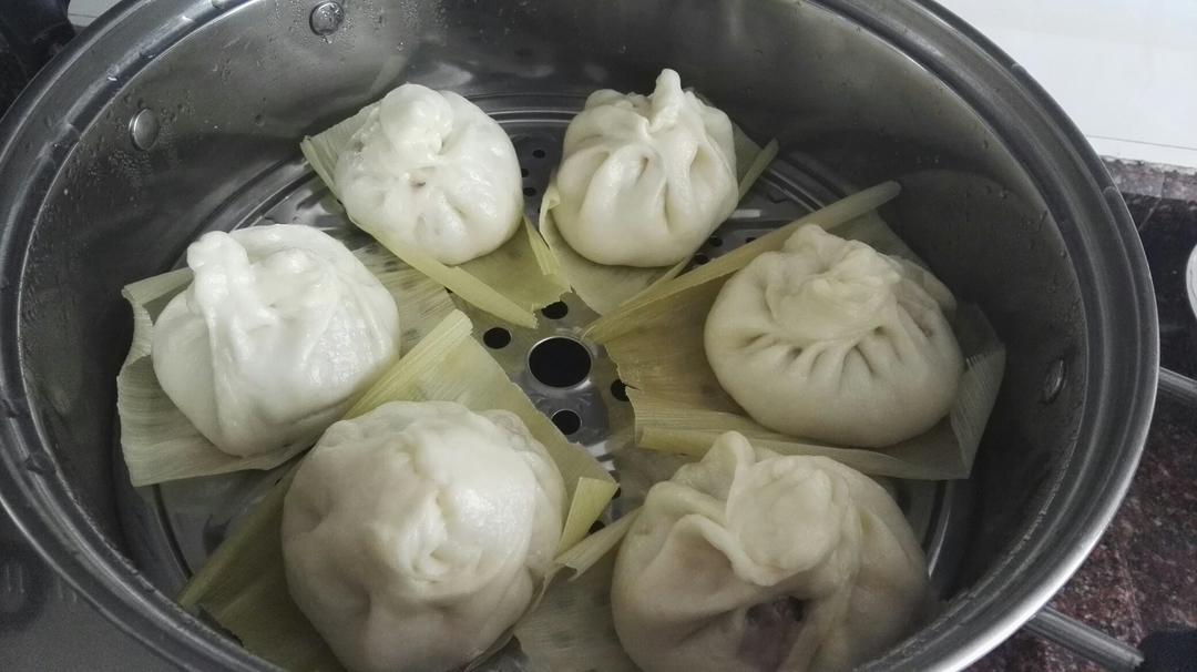 猪肉香菇包子