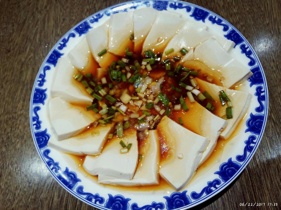 十分钟后开吃的农家豆腐