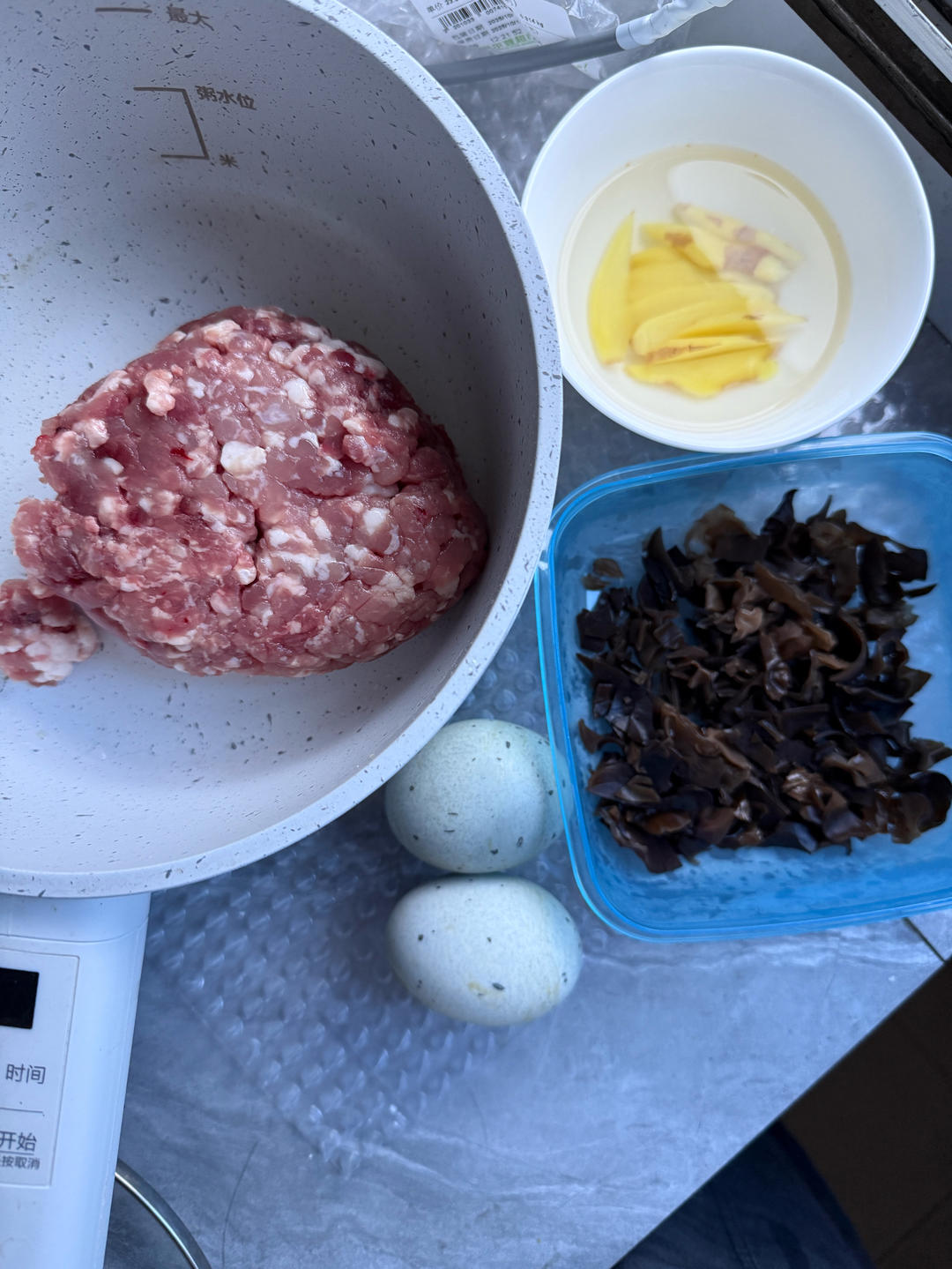 皮蛋鲜肉馄饨 （野馄饨）<302小厨房>